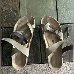 Cushionaire Women’s Ankle Strap Sandals
